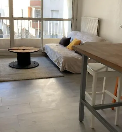 Le Bourbonnais Apartmán *